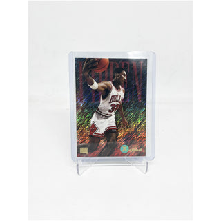 1995 Skybox Xcited Scottie Pippen Holo - No. 20