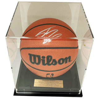 Shaq O'Neal Signed Beckett Wilson Ball W/ Display Case BAS