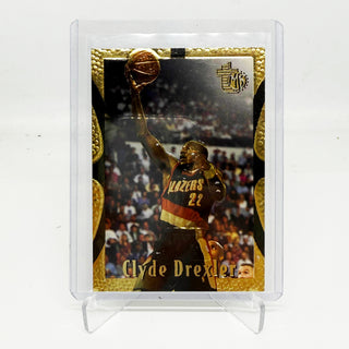 1994-95 Topps Embossed Golden Idols Clyde Drexler - No. 79